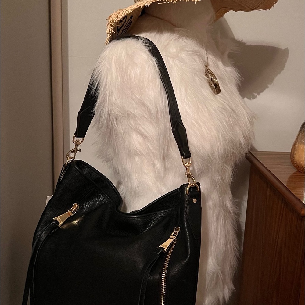 Aimee Kestenberg Elegant Black Leather Shoulder Bag